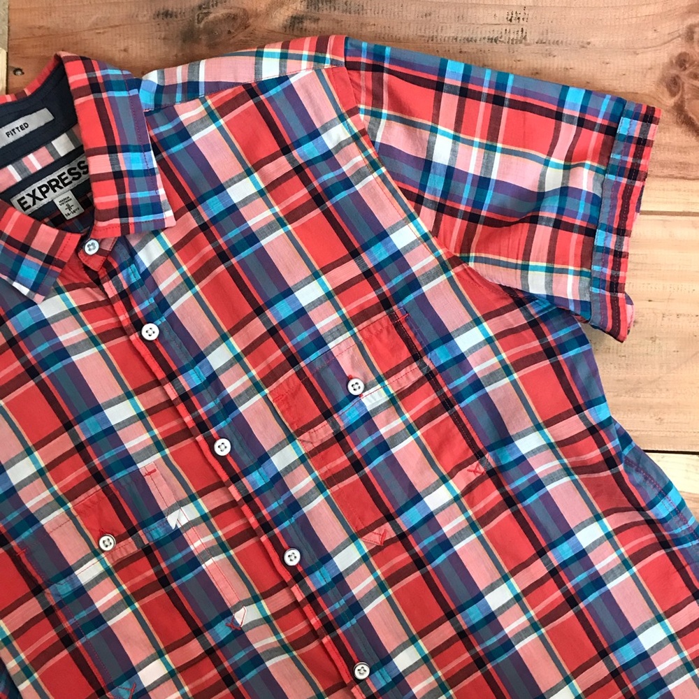 Express Fitted Short Sleeve Button Down Shirt